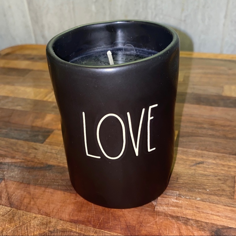 Rae Dunn - LOVE Candle in black